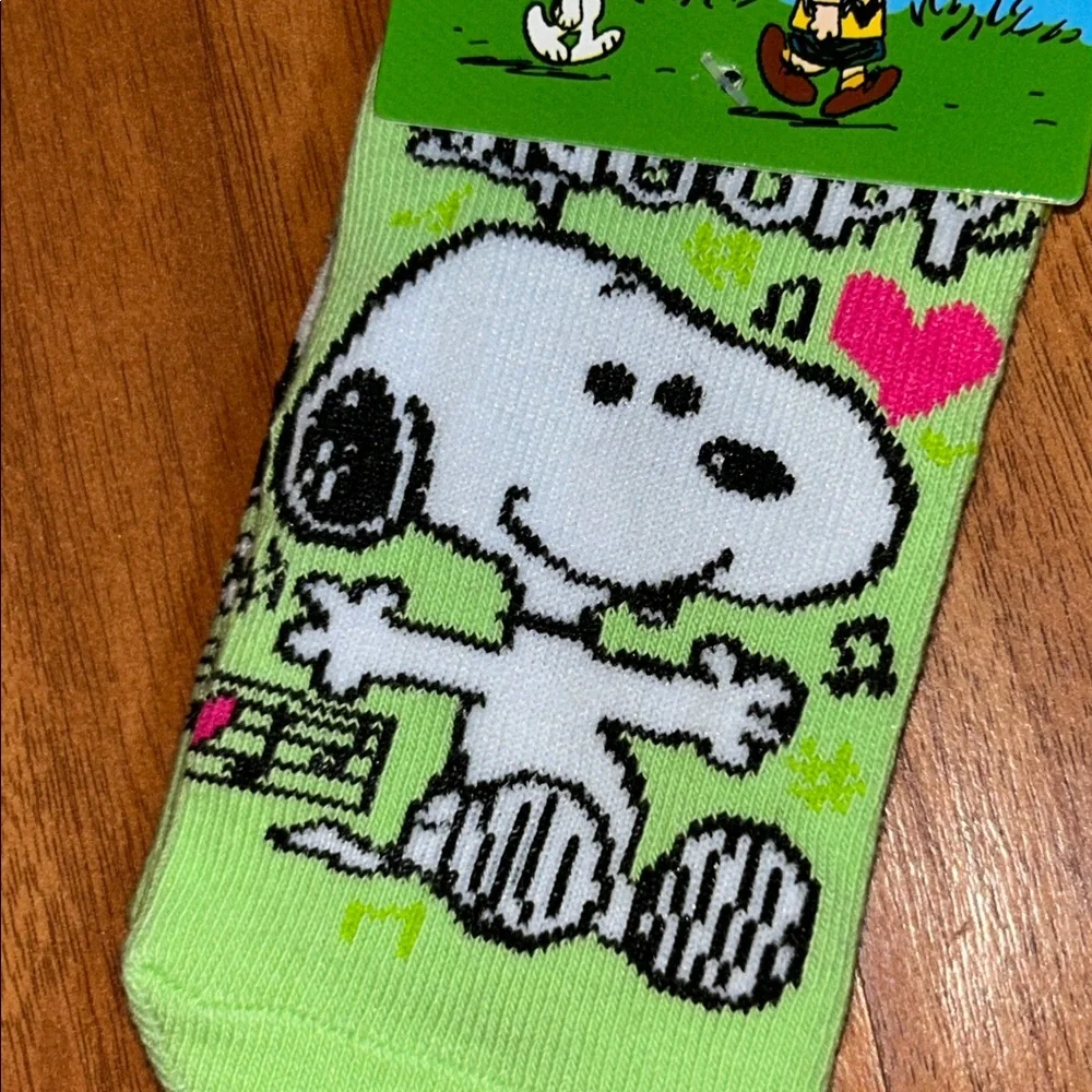 KIDS NWT Peanuts Sock Bundle Snoopy Character Socks